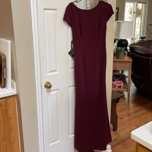 Lulus Gown- Size M NWT